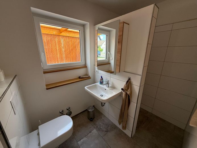  Bad Einliegerwohnung