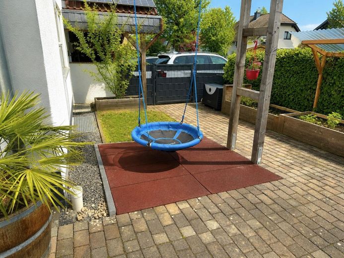 Großzügiges Zweifamilienhaus mit Photovoltaikanlage und attraktiver Mieteinnahme in Hennef – Foto 17
