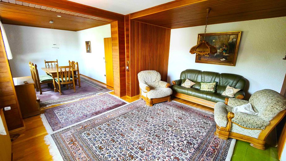 Provisionsfreies 3-FH in toller Lage von Rumpenheim – Wohn- und Esszimmer OG