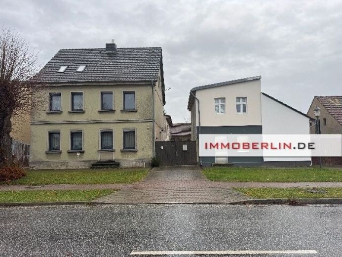IMMOBERLIN.DE - Sympathischer Vierseithof mit Potenzial für mehrere Generationen – Foto 1