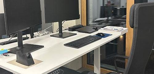 Büroaustattung (optional)