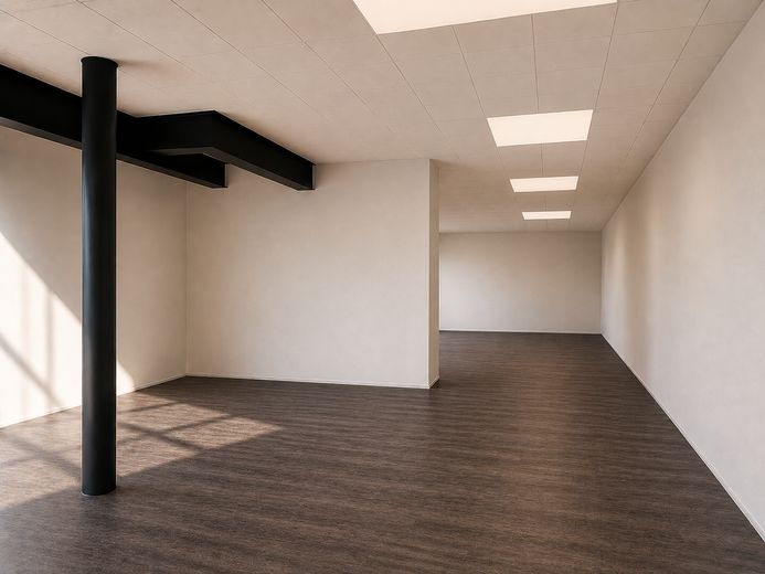 Showroom/commercial space in a prime location on a heavily trafficked road – Photo 2