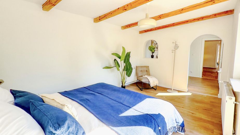Ahrensburg’deki eviniz: Merkezde, güneşli bahçesiyle – Schlafzimmer Anbau