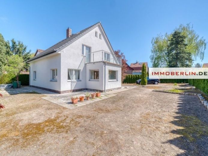 IMMOBERLIN.DE - Großes Ein-/Zweifamilienhaus mit Südgarten in ruhiger Rudower Lage – Foto 1