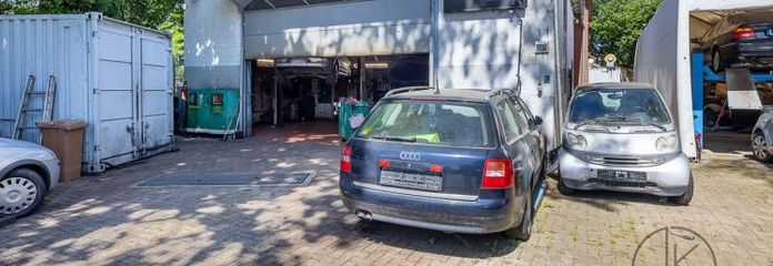 *** KFZ वर्कशॉप और प्रबंधक के आवास सहित कार्यशाला: एक ही छत के नीचे रहना और काम करना