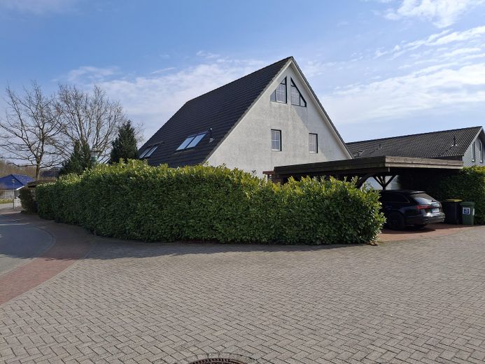 Hausansicht von der Straße