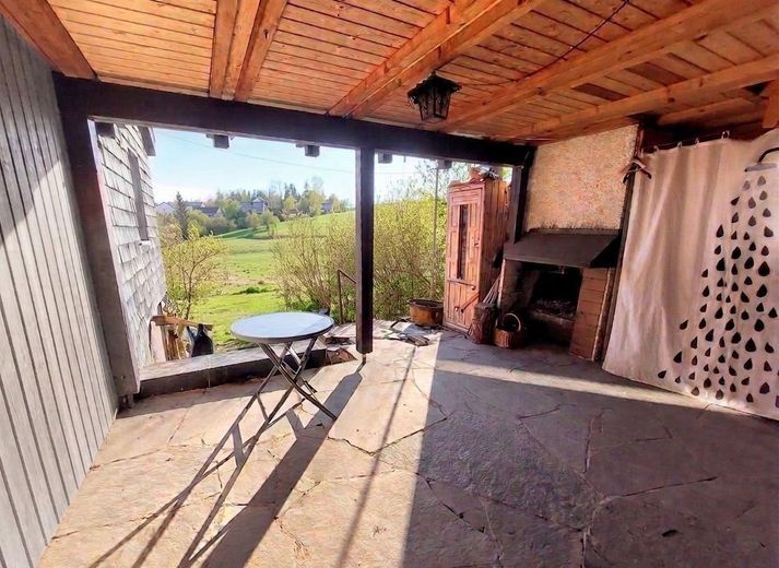 überdachte Terrasse
