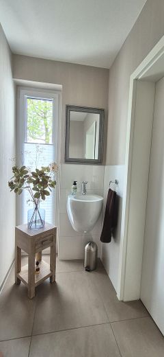 Gäste-WC EG