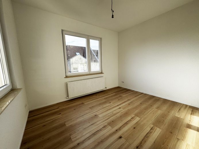 Sanasyondan sonra ilk kullanım - Yeni zemin/mutfak/banyo/pencereler - Heilbronn'da merkezi konum – Esszimmer