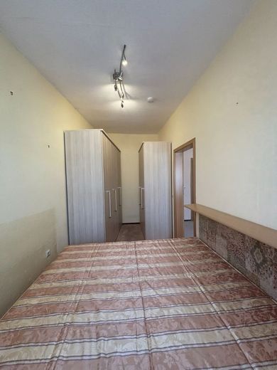 leerstehende möblierte 2-Zimmer-Wohnung mit Balkon im Stadtzentrum von Gera - ca. 47m² zur Kapitalanlage oder Eigennutzung – 260514_ETW_2.OG_rechts_LJS20_G_Bilder_014_Schlafzimmer