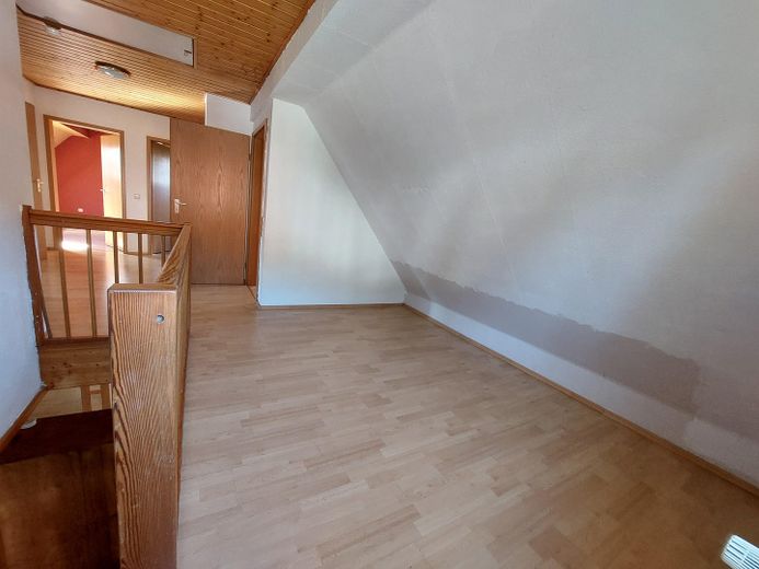 1-2-Familienhaus – Vorraum und Flur DG