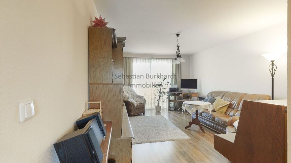 *** vermietete 3-Raum Wohnung mit Balkon und Stellplatz – Flur_1