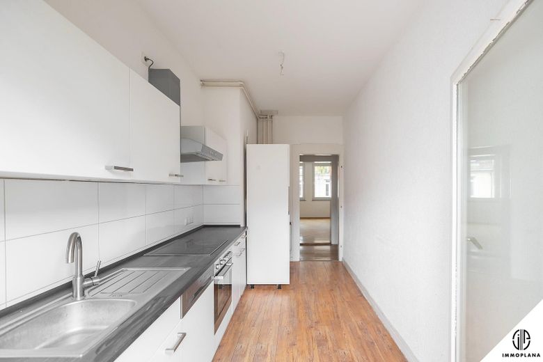 * Provisionsfrei! 3 Zimmer, top saniert, Balkon & Altbaucharme im Szeneviertel Gostenhof! * – Foto 2