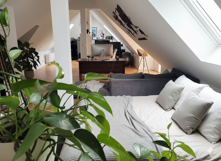 Dachgeschoss (möbliert)