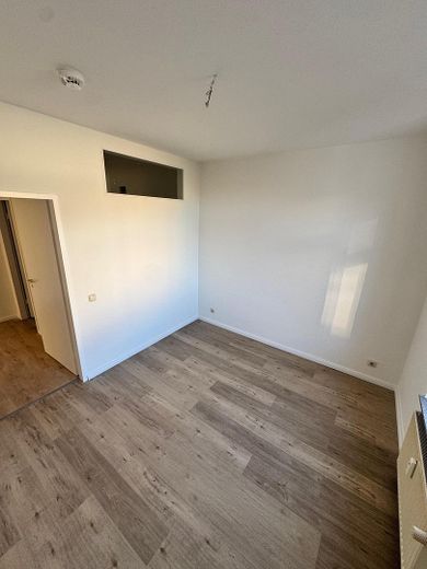 Zentral gelegene, helle 3-Raum Wohnung über 71,67 qm ab 01.08.2026 – 3. Zimmer neben Bad