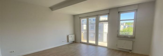 Erfurt* Karree am Südpark*renovierte 3 Zi.-Whg. *Balkon* sep. Küche* Wannenbad