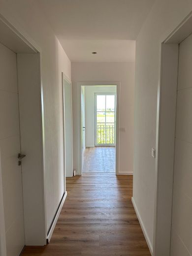 Flur Richtung Wohnzimmer