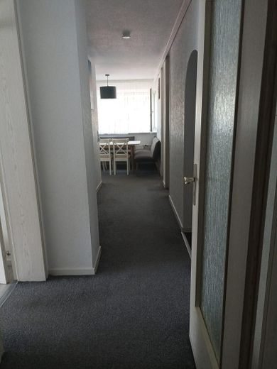 Affascinante appartamento di 3,5 locali in complesso residenziale adatto alle famiglie – Foto 5