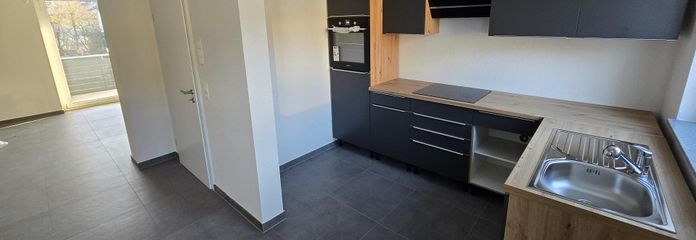 Moderne 2,5-Zimmer-Wohnung im KfW-55-EE-Standard – Stilvoll, Komfortabel und Energieeffizient – Küche