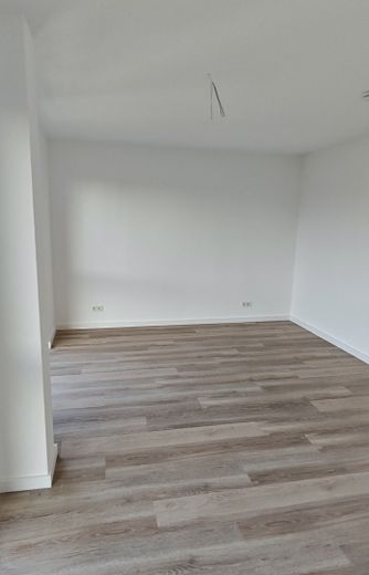 2026’da ilk kez oturuma hazır: Magdeburg’un güneyinde ikiz evin yarısı – bahçe, şömine, ısı pompası, 150 m², A+ – Schlafzimmer, aus der Nische 2