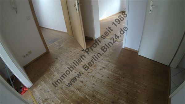 Dachgeschoß -- Wohnung - mieten - saniert in Halle Giebichenstein – G0099934