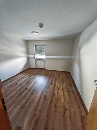 Schöne, renovierte Wohnung in guter Lage in HN – ab sofort als Wohnung oder WG bezugsfertig! – Zimmer 2 