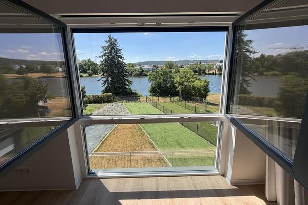 Detached House with Stunning Views of the Neckar | A+ Energy-Efficient Home | 4 Parking Spaces