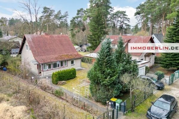 IMMOBERLIN.DE - Charaktervolles Haus mit Südgarten in familienfreundlicher Lage