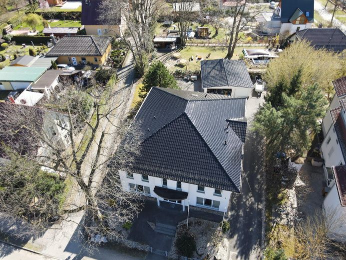 Casa residenziale e commerciale rappresentativa, non affittata, su terreno di 948 m² – Foto 7