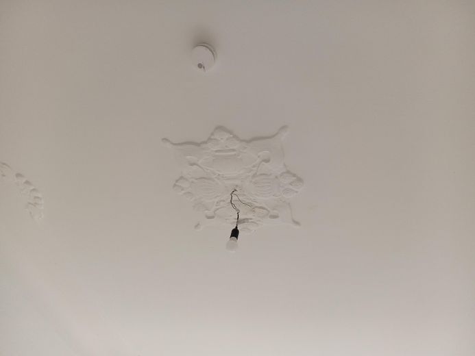 Sfeervol 2-kamerappartement in een oud gebouw met privétuin & terras in Berlijn-Pankow – Stuck