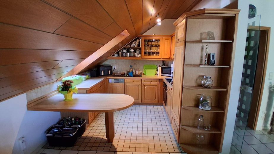 4 Zimmer Dachgeschosswohnung mit 2 Balkone – Foto 4