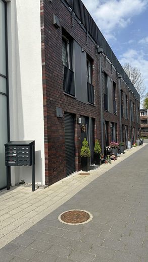 Casa a schiera moderna con la massima qualità abitativa, standard KfW 55 – Foto 3