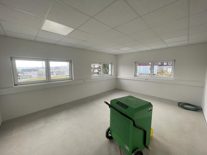 161 m² di superficie ufficio a Passau-Heining - in affitto – Foto 1