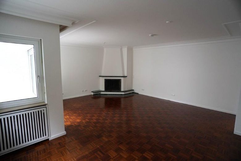 Repräsentative 3-Zimmer-ETW (120 m²) in Kronberg Stadt, sehr schöne Lage am Viktoriapark – Foto 24