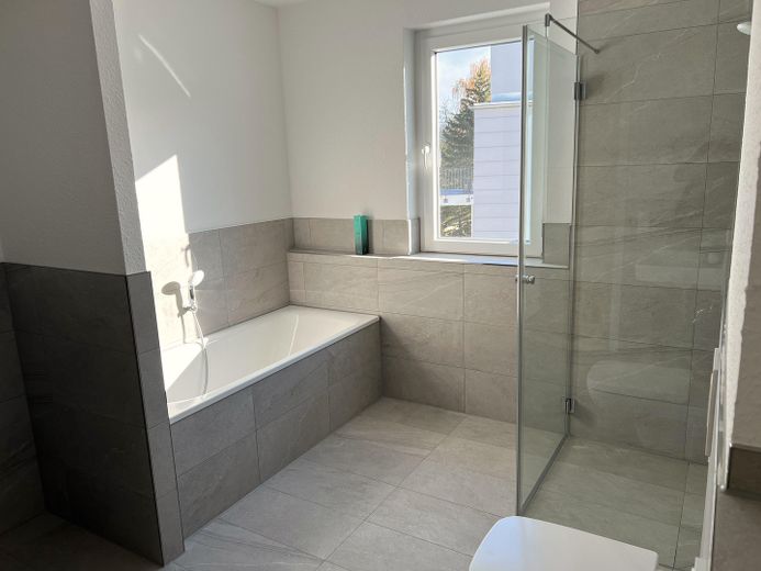 Badewanne und Niesche für WM