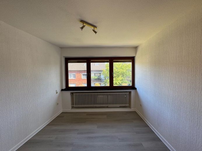 Schöne DHH in Schmachtendorf - Erstbezug nach Sanierung - Garten + Garage + Stellplatz – Kinderzimmer