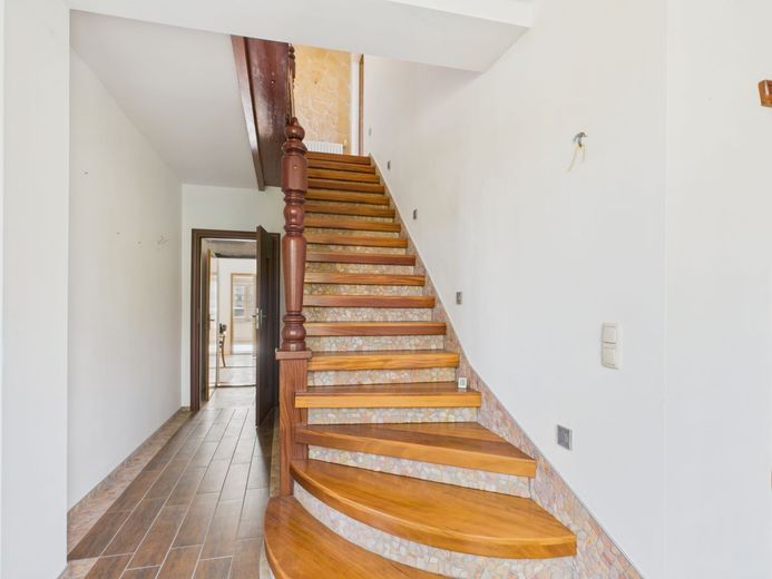Wohnen und Leben in Zossen – Treppe zum OG