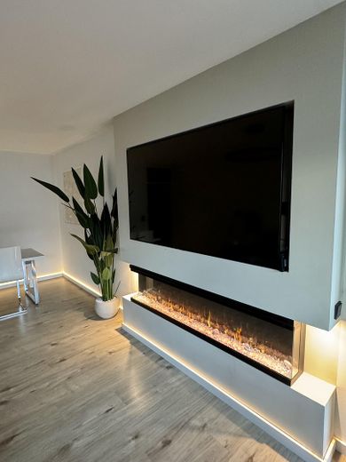 Modernisierte 3-Zimmer-Wohnung mit 2 Loggien, Garage & Aufzug – Foto 5