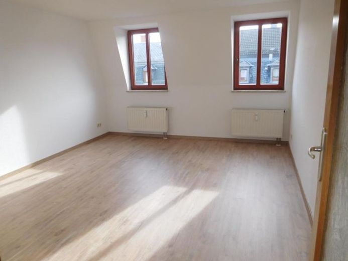 Splendido appartamento di 3 locali con cucina componibile e balcone – Foto 1