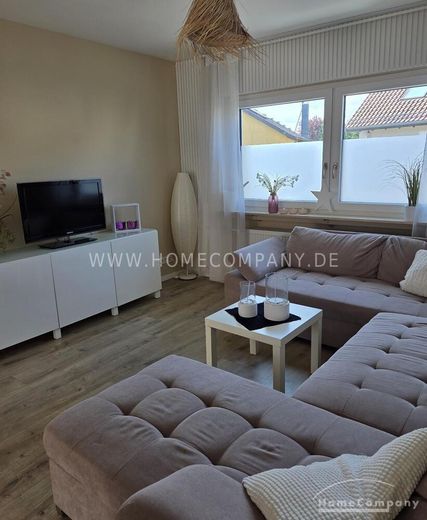 Seligenstadt (8072554) Modern möblierte 3-Zimmer-Wohnung mit Wohlfühlterrasse – 38bad4a4e683fc6b539c01c2b659087979199704.jpg