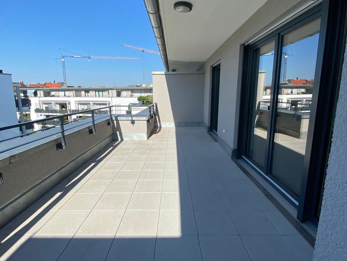 Penthouse im WohnCarré, mit großer Dachterrasse, Aufzug & Tiefgarage – provisionsfrei – Foto 1