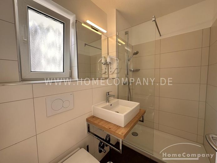 Luminoso appartamento con balcone ad Alt-Saarbrücken – 2ee6d92f18ed85c2e8ce5385167f3ced554bea71.jpg