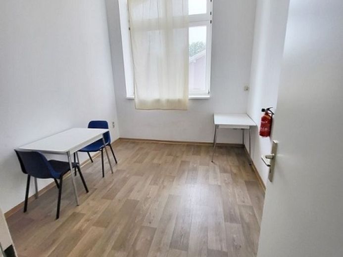 supergünstige 2-Raum-Wohnung im Zentrum Neumarks – Foto 1