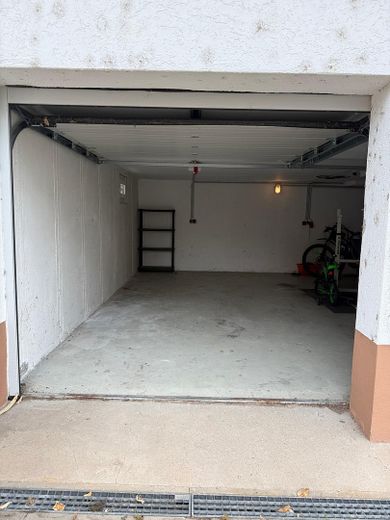 Luminoso piso de 2 habitaciones con encanto – Garage_02
