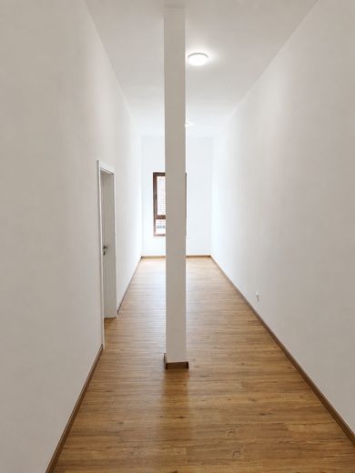 1 Zimmer Studentenappartement in Eichstätt - Möbliert & Erstbezug – 15 Min. Fußweg zur Uni – Flur 1