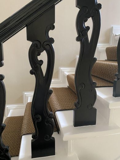 Hochwertige 4-Zimmer-Wohnung in klassischer Stadtvilla  PROVISIONSFREI! Weitere Wohnungen vorh. – Detail Treppe