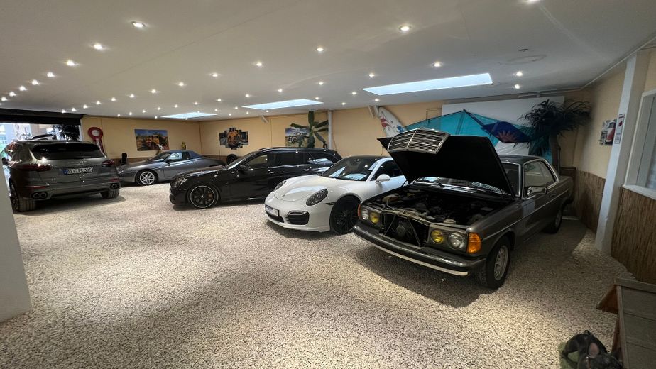 Autohaus – Foto 11