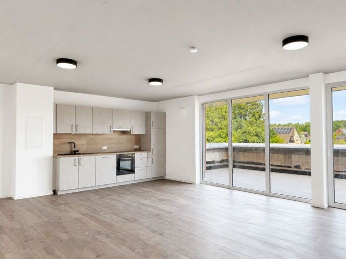 Mehr als ein Apartment - Modernes Wohnen mit Komfort und Service! Einbauküche, Internet uvm. – Gemeinschaftsraum mit Küche und Balkon