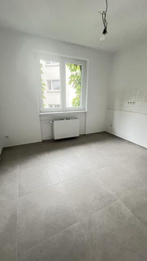 Nähe Wasserturm - sanierte Einzimmerwohnung mit großem Balkon – Küche