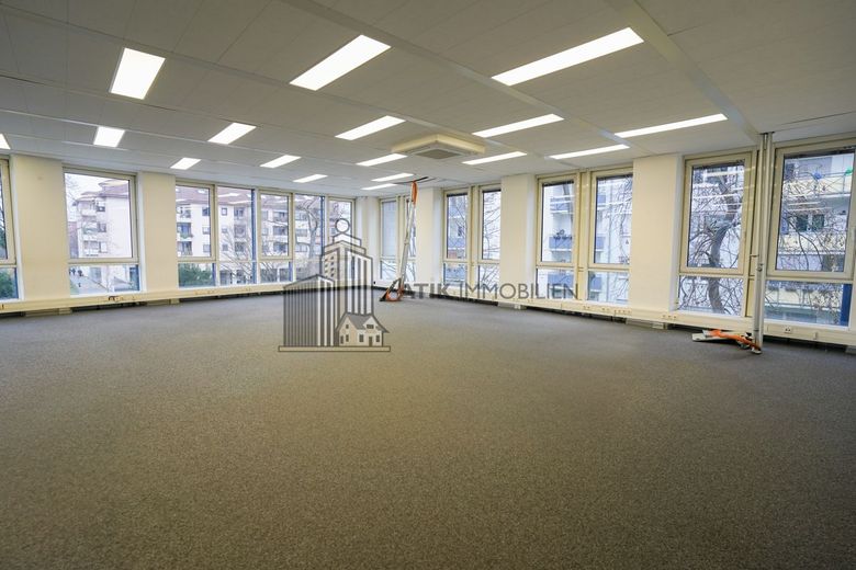 ATIK: Lichtdurchflutete und flexible Büro-/Schulungsräume - provisionsfrei – Bürofläche
